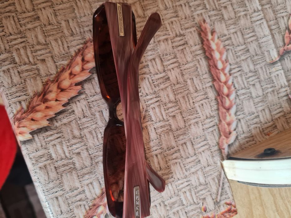 Se vinde Ochielari originali Gucci