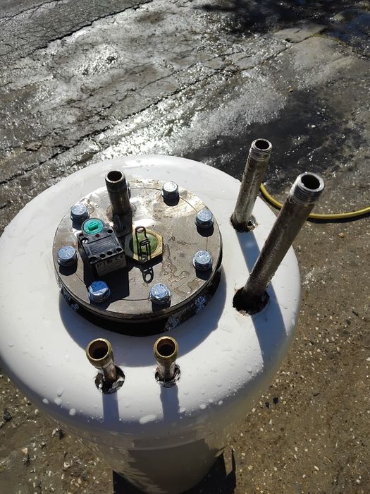 Неръждаем бойлер.