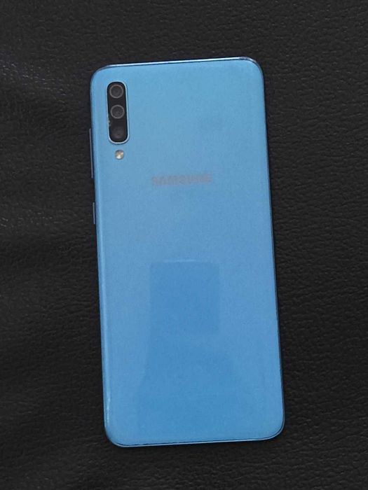 Samsung a70 за части