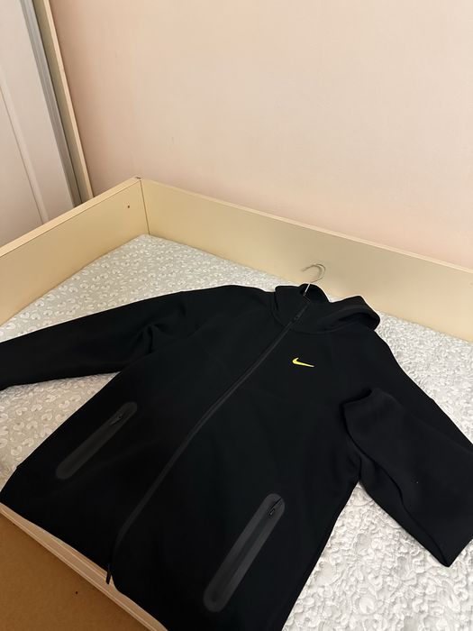 двойка Nike Nocta