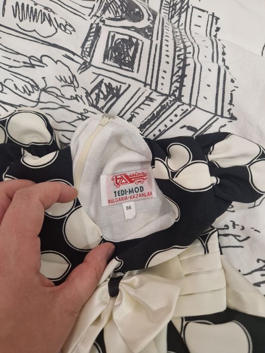 Официална детска рокля размер 86