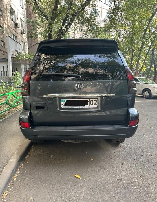 Toyota Land Cruiser Prado 120
Д