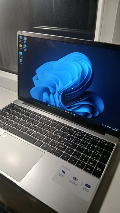 Продам ноутбук YAMI N11