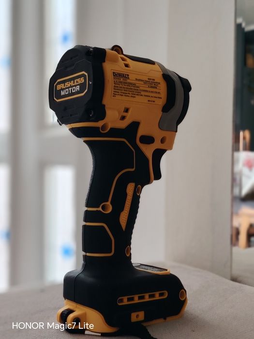 DeWalt 20V Maxx vand