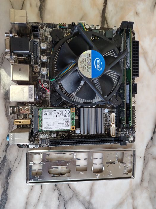 Дъно GIGABYTE GA-H81N Mini ITX + Intel® Core i7-4790S +16gb ddr3