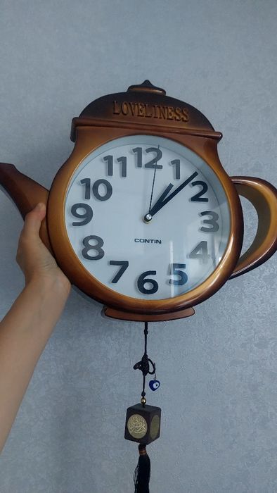 Продам настенные часы