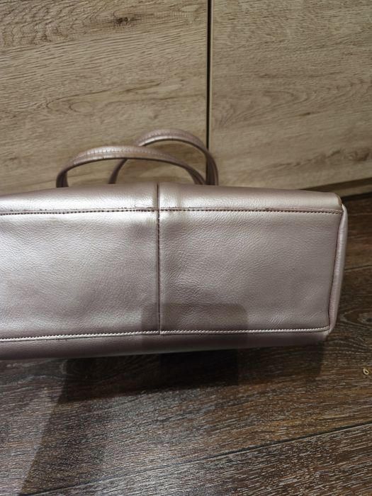 Продам сумку кожаную