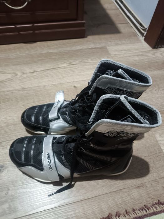 Продам Барцовки 44 размер .