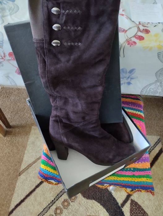 Продам осенние сапоги