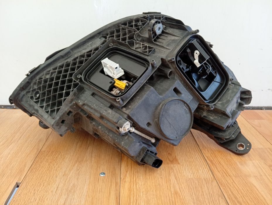 Far stânga Multibeam Led Mercedes w213 E-class A213 906 25 06
