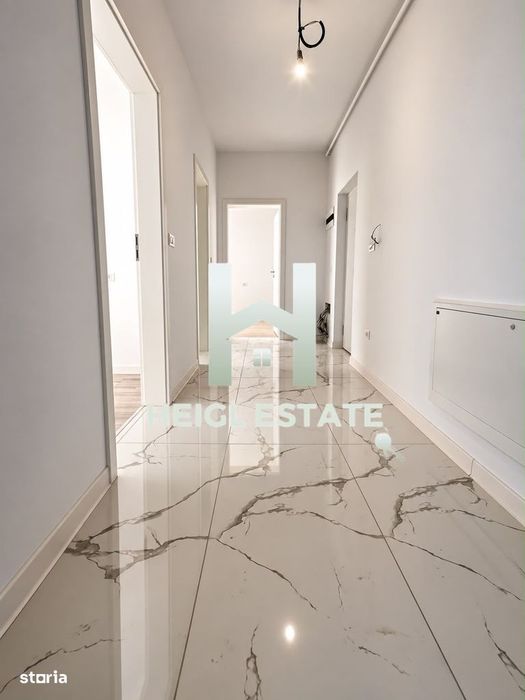 Apartament de vânzare cu 3 camere si loc de parcare, Giroc
