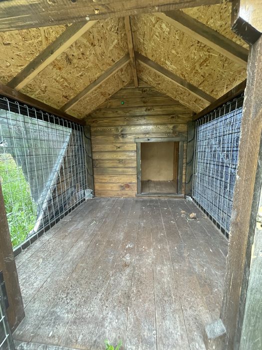 Продается Конура Будка