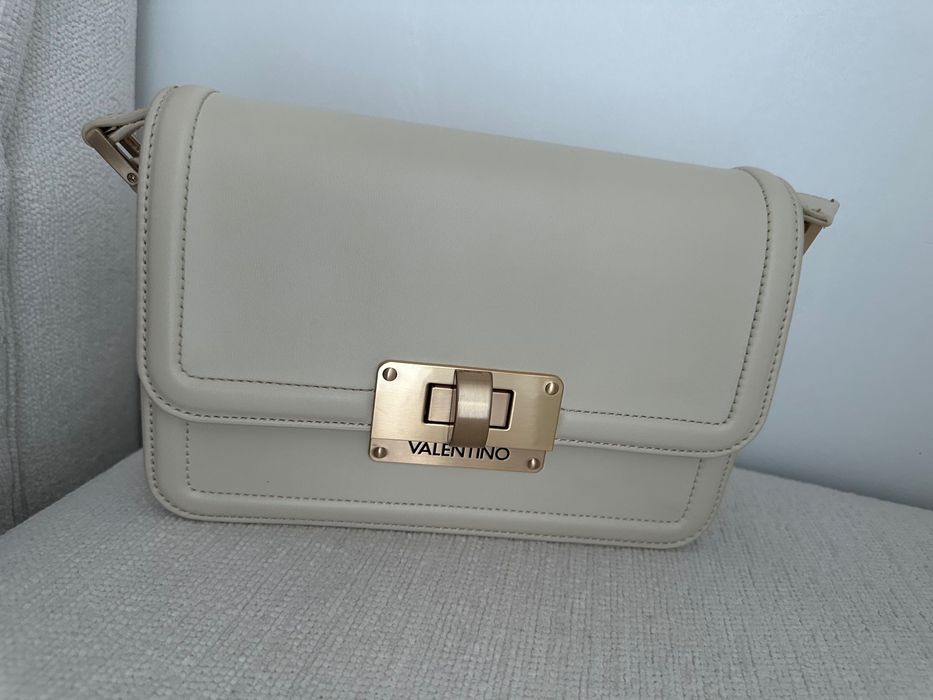 Оригинална дамска чанта Valentino