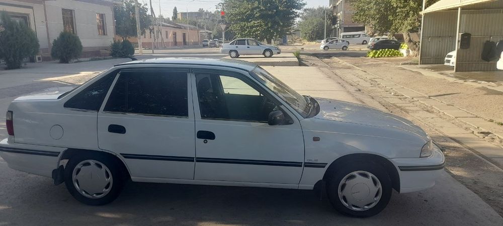 Nexia 1 sons 97 yil radnoy kraska