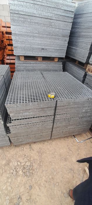 Grilaje zincate galvanizate