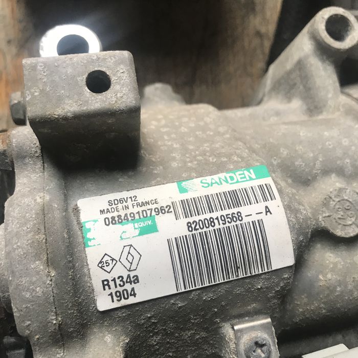 Compresor clima Renault Dacia Nissan 8200819568