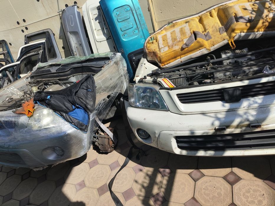 Продам запчасти на хонду црв