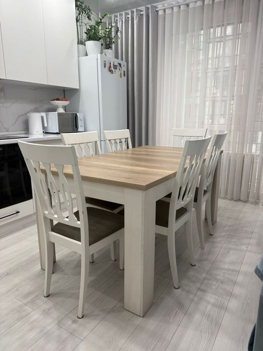 Продам стол со стульями