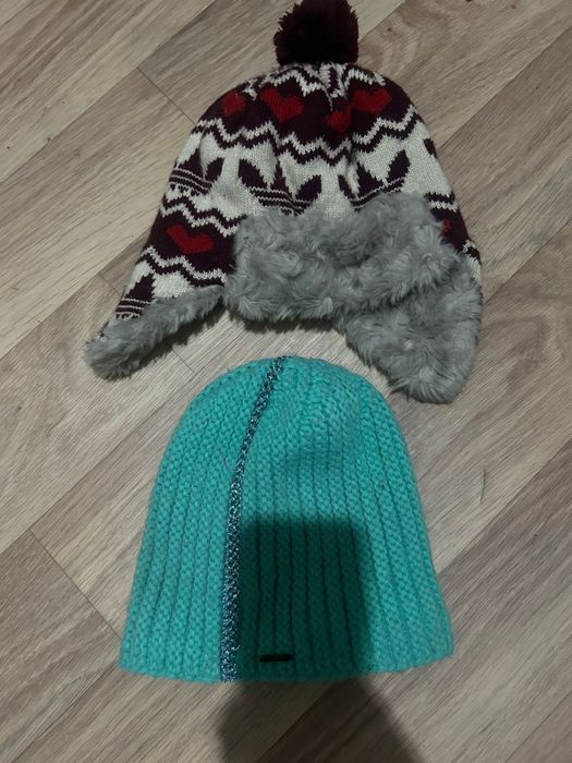 Отдам за вкусняшки вещи разные