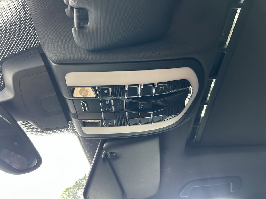 Plafonieră lumini plafon  interior cu trapă Porsche Cayenne 2012