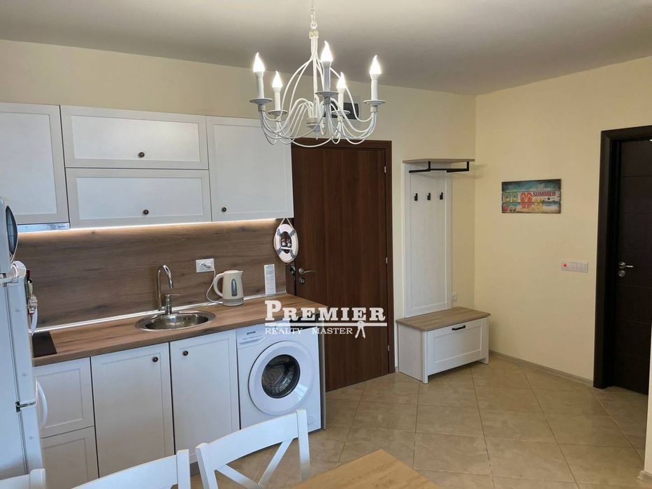 Продава се Двустаен апартамент в Созопол - 71 кв.м за 1578 €/кв.м - Снимка #3