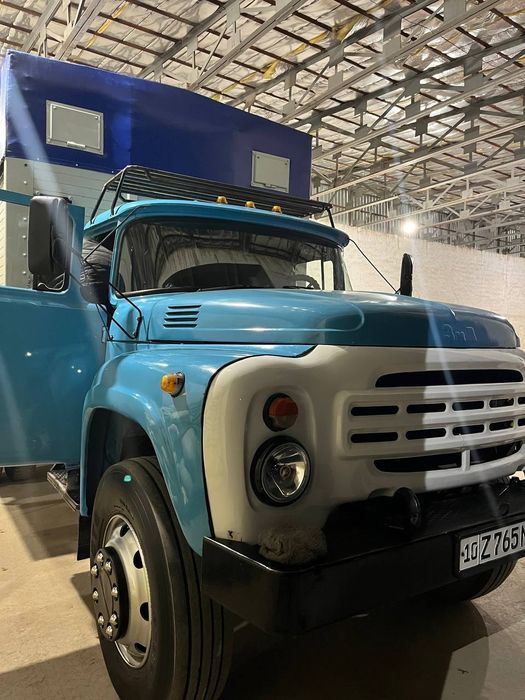 Сотилади ЗИЛ 130