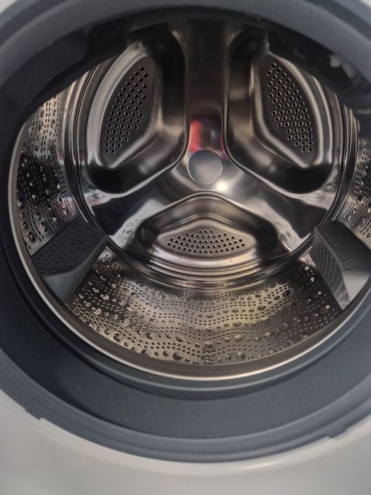 Пералня със сушилня Bosch Serie 8 10/6кг