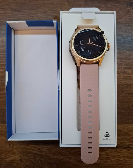 Чисто нов! HAMA 5010 смарт часовник