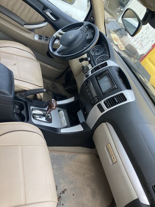 Shuanghuan Ceo 2.4i avtomat