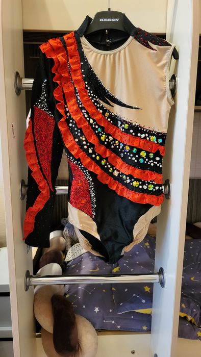 Гимнастический купальник