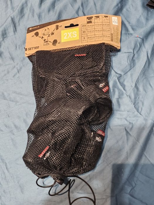 Set 3 perechi protecții Role/Skateboard/Trotinetă Copii Oxelo + Casca Btwin