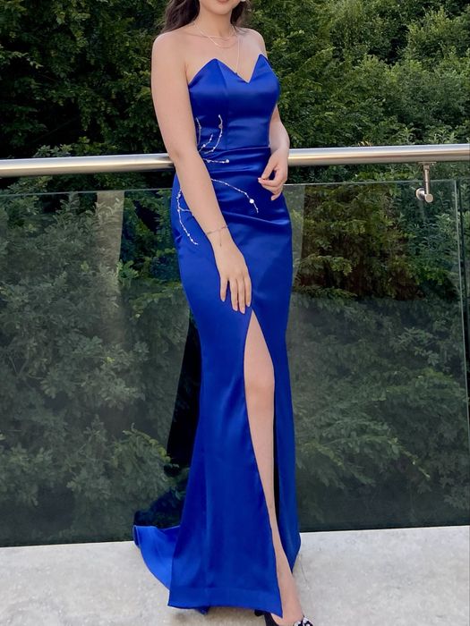 Vand rochie lunga de ocazie albastra
