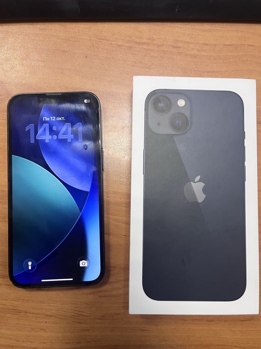 iPhone  13 в хорошем состоянии, память 256