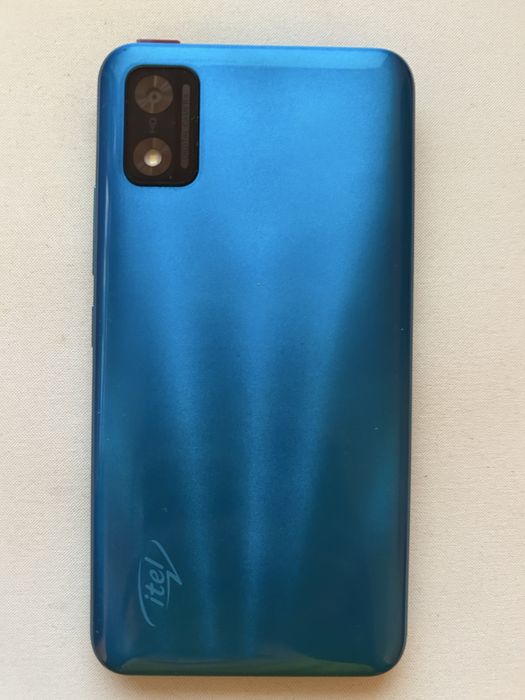 Продам Itel A17