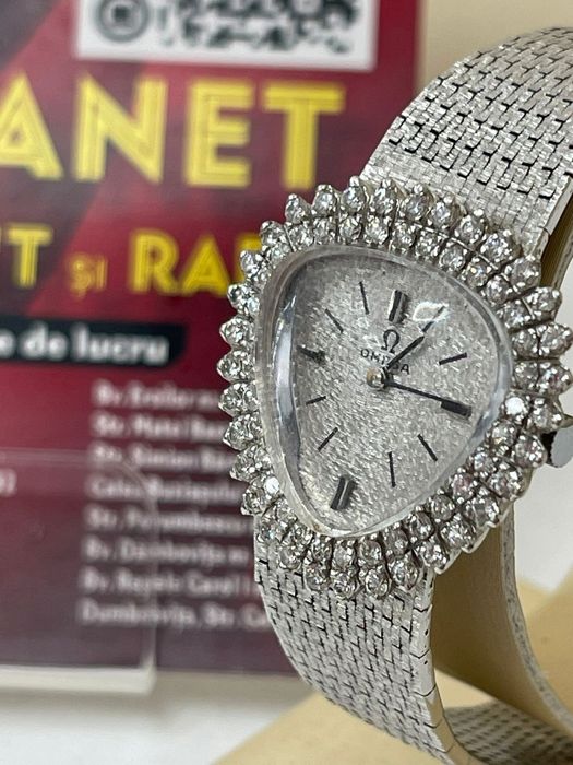 Ceas Omega cu pietre prețioase Aur 14K Amanet BKG