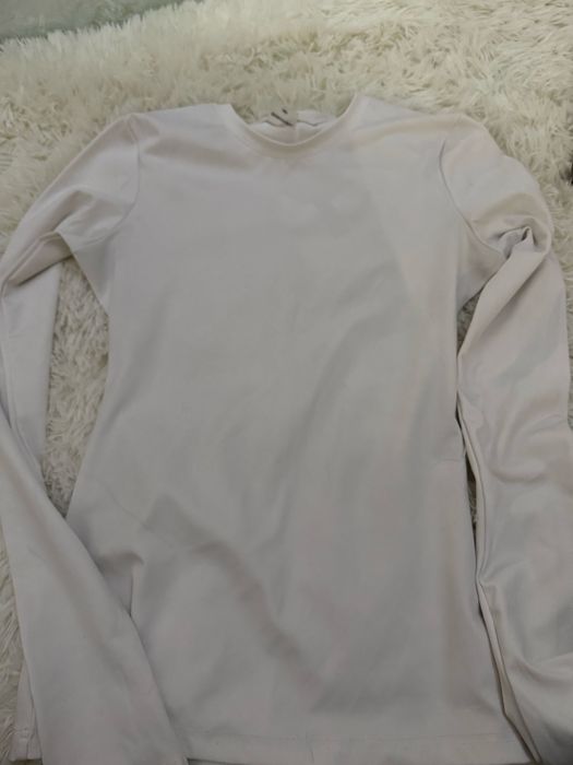Лонгслив белый облегающий