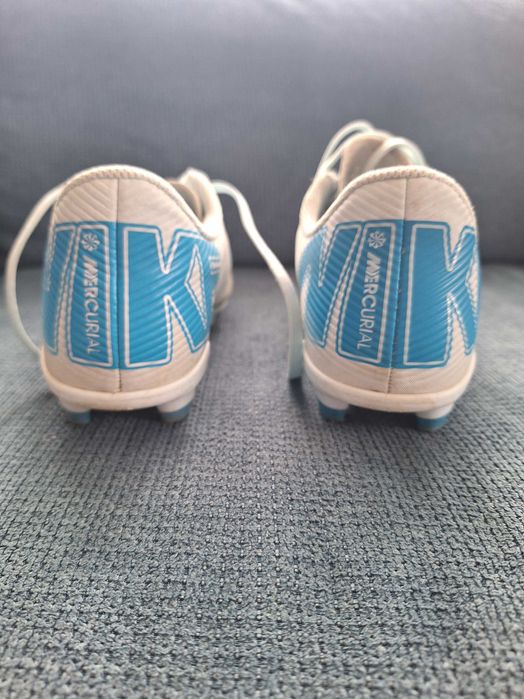 Бутонки Nike, размер 33.5