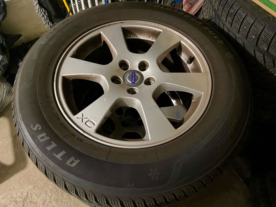 Volvo XC60 джанти с зимни гуми 235 65 17