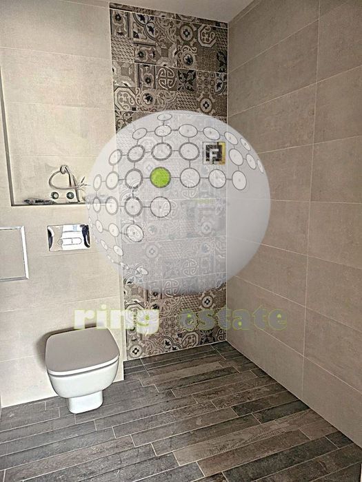 Продава се Тристаен апартамент в Пловдив, Център - 89 кв.м за 2023 €/кв.м - Снимка #8