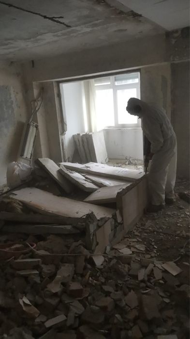 Tăiere beton, trasee instalații electrice demolări