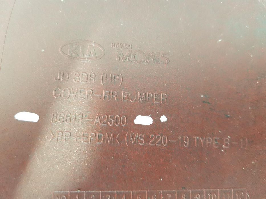 Bara spate Kia ProCeed GT dupa 2013