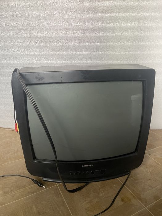 Продам телевизор