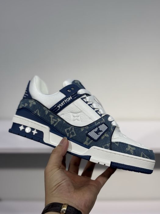 Louis Vuitton Trainer- 
это не просто обувь, это статус.