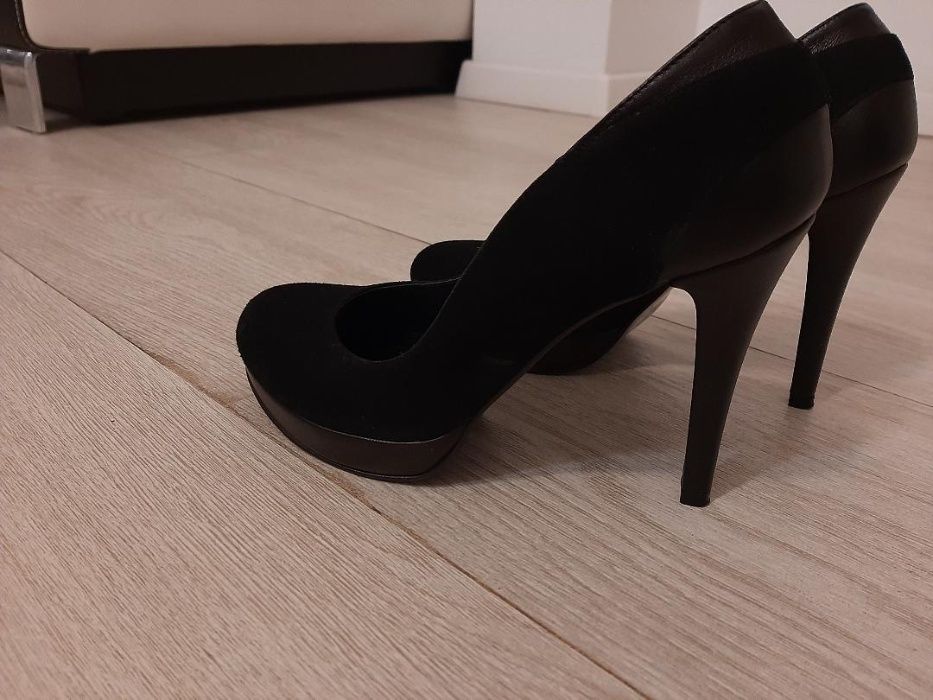 Pantofi piele intoarsa toc 10 cm , platforma, marimea 37 (aprox 37.5)