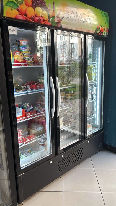 Холодильник для магазина