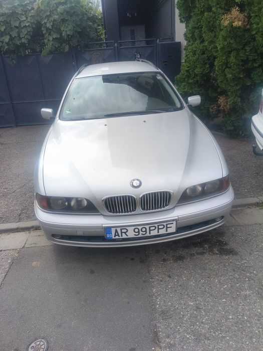 Vând BMW E39 520i break fara gram de rugina