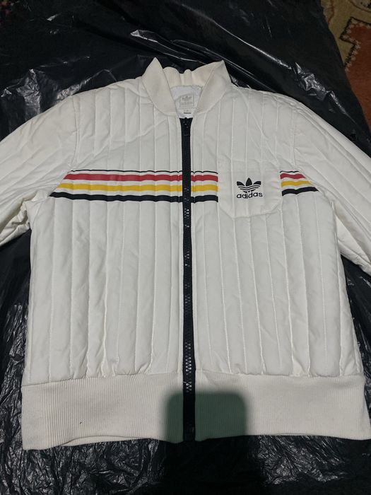 Geaca adidas marimea 38