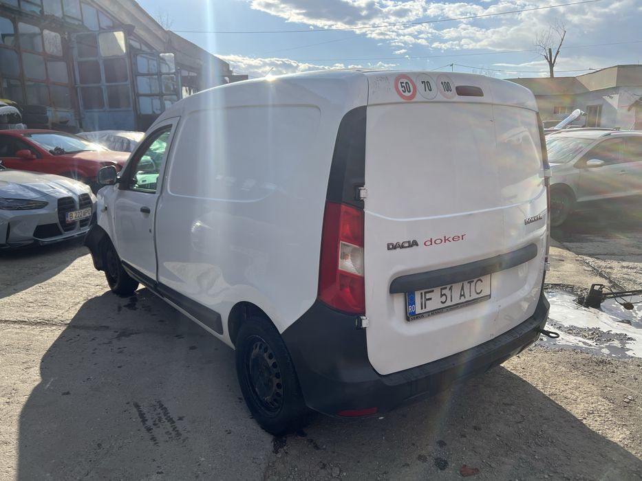 Vand Dacia Dokker 1.5 dci 2016 avariat
