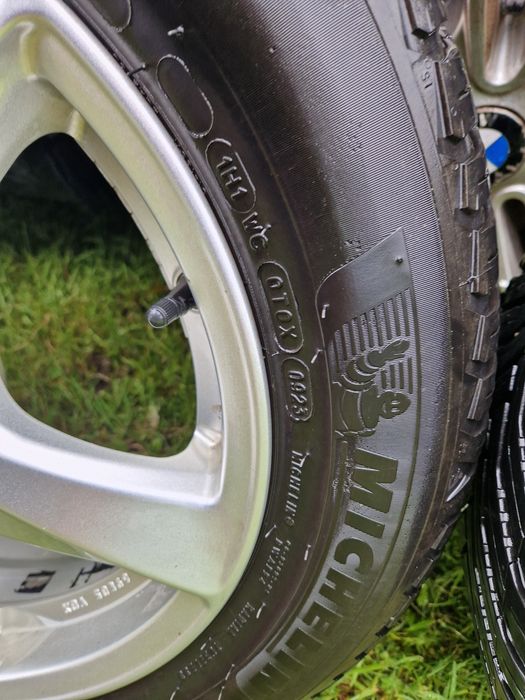 Jante Dacia+anvelope Micheline CrossClimate all season pe 16