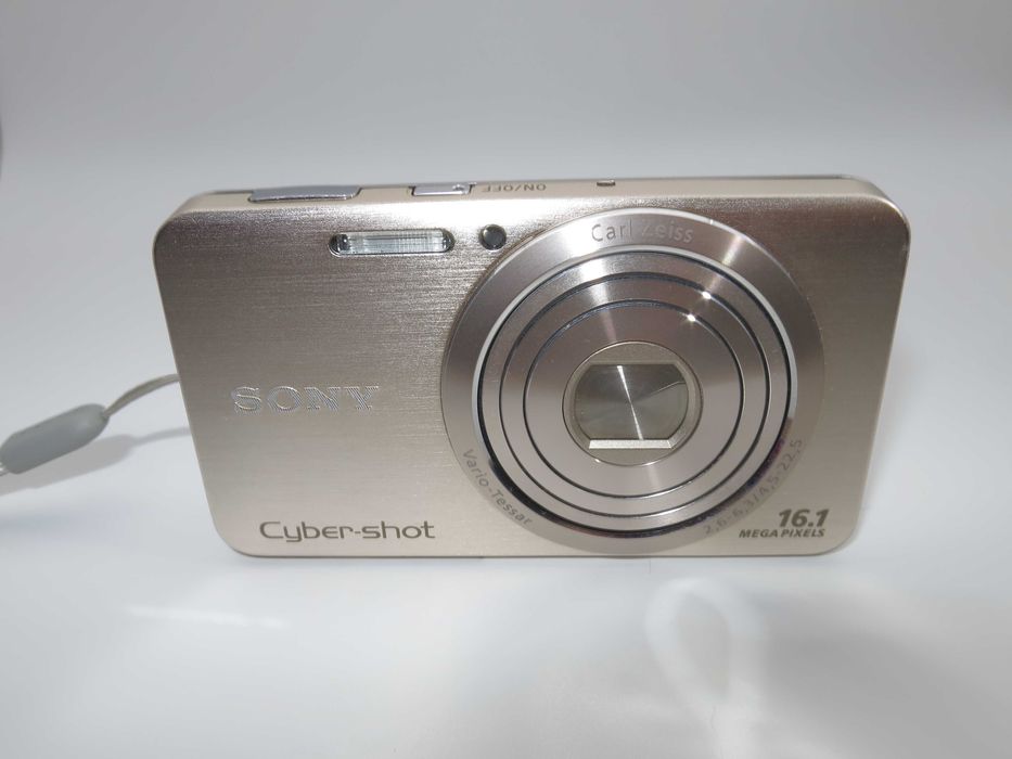 Sony Cyber-shot DSC-W630 ултра компактен и стилен фотоапарат, цифрова камера в отлично състояние като НОВА,  16MP и 5х оптично увеличение
